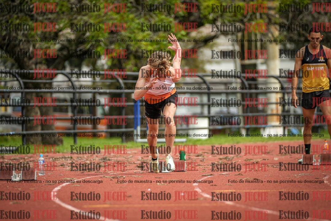 Fotos de los 200 m llanos de varones