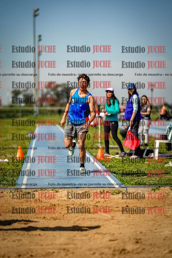 Fotos del salto triple de varones