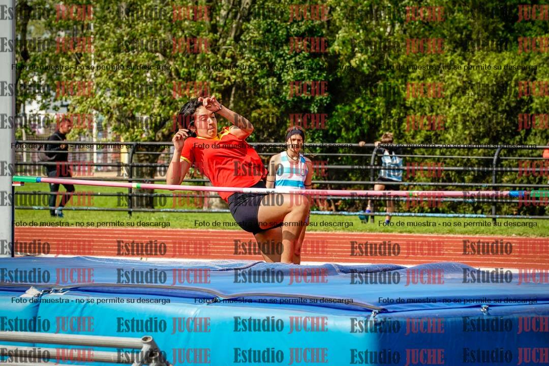 Fotos del salto en alto de mujeres - hexatlón 2
