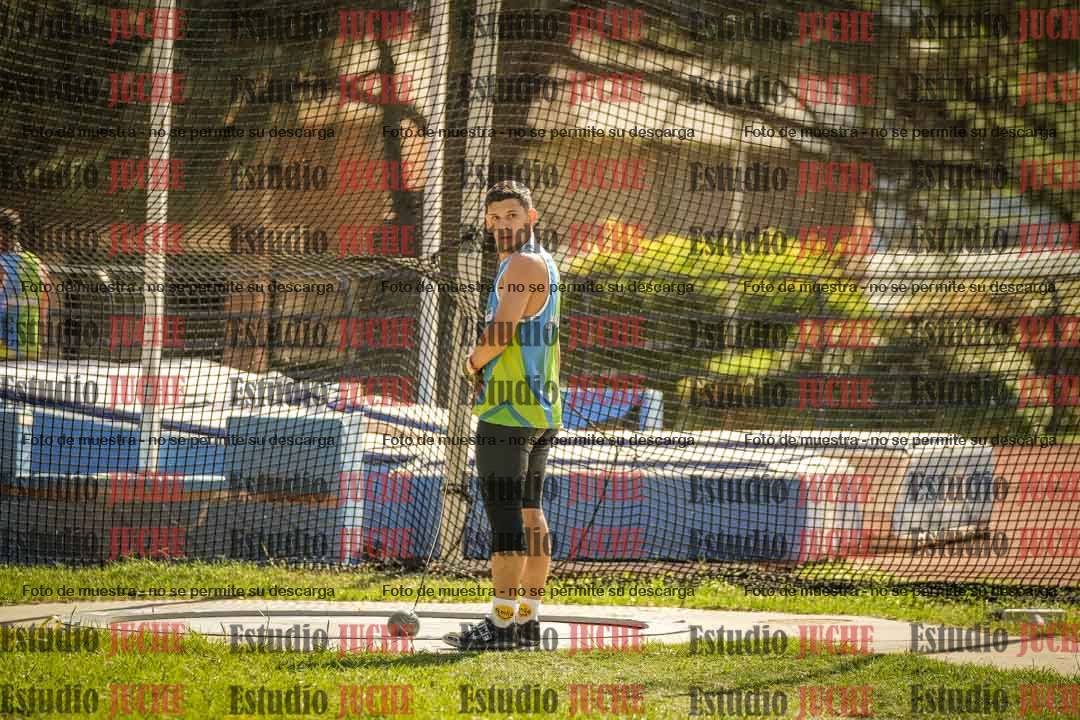 Fotos del lanzamiento de martillo de varones