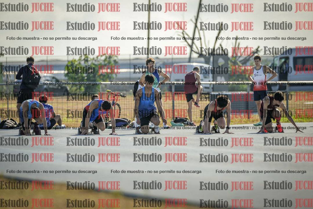 Fotos de los 100 m llanos de varones