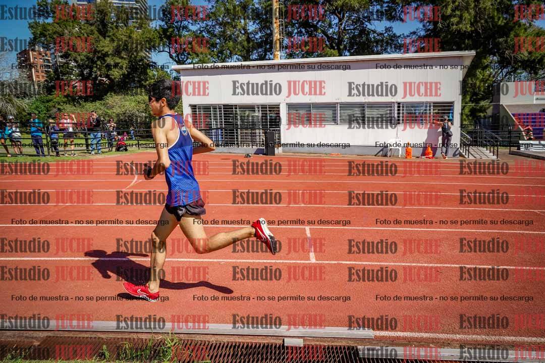 Fotos de los 2400 m de varones