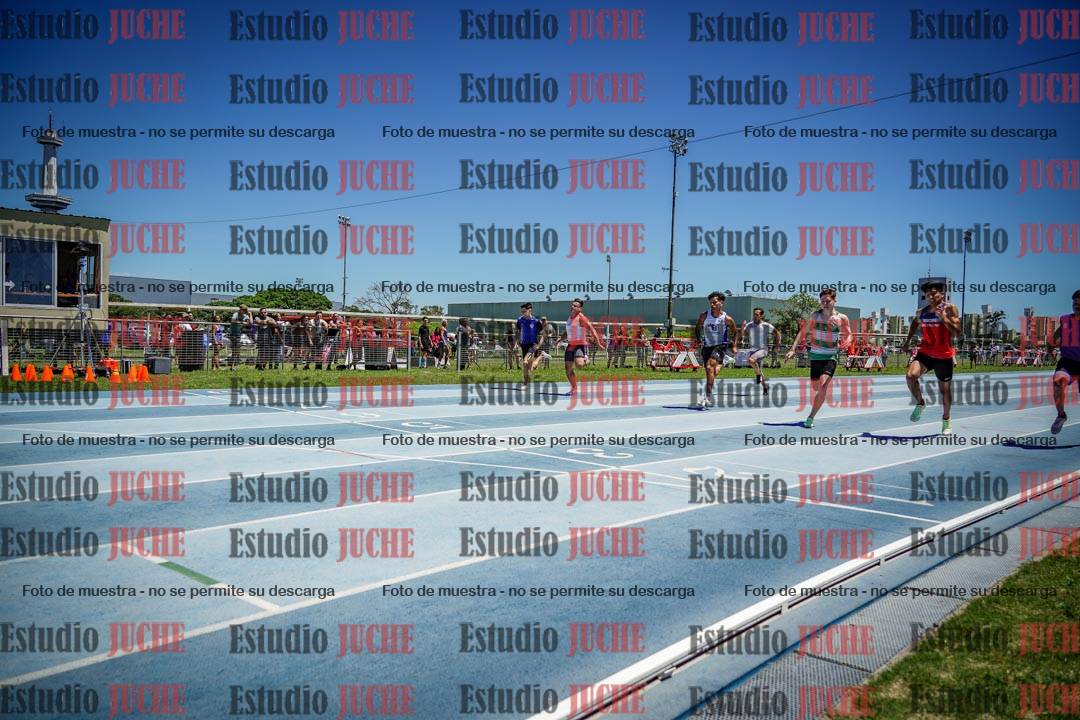 Fotos de los 100 m llanos de varones