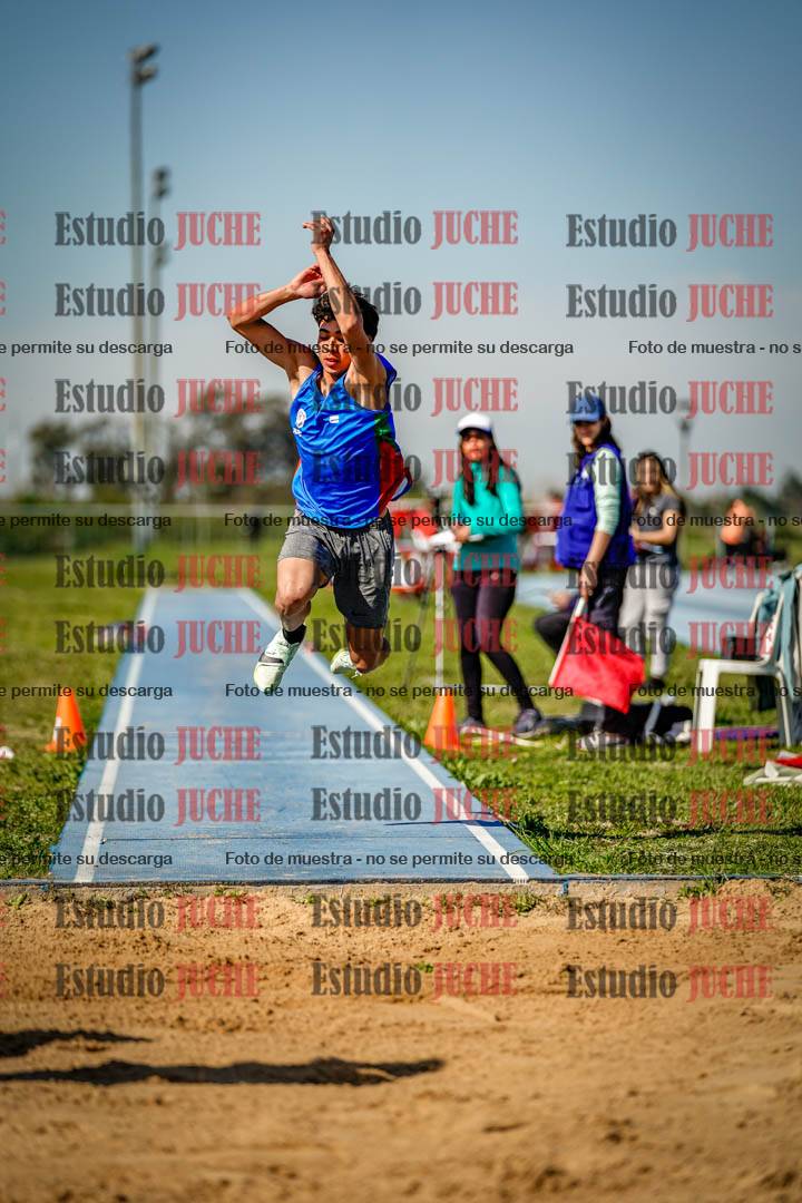 Fotos del salto triple de varones