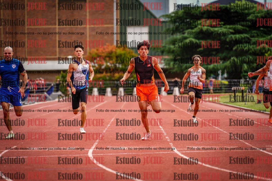 Fotos de los 200 m llanos de varones