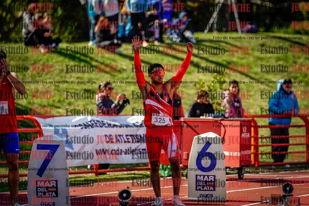Fotos de los 200 m llanos de varones