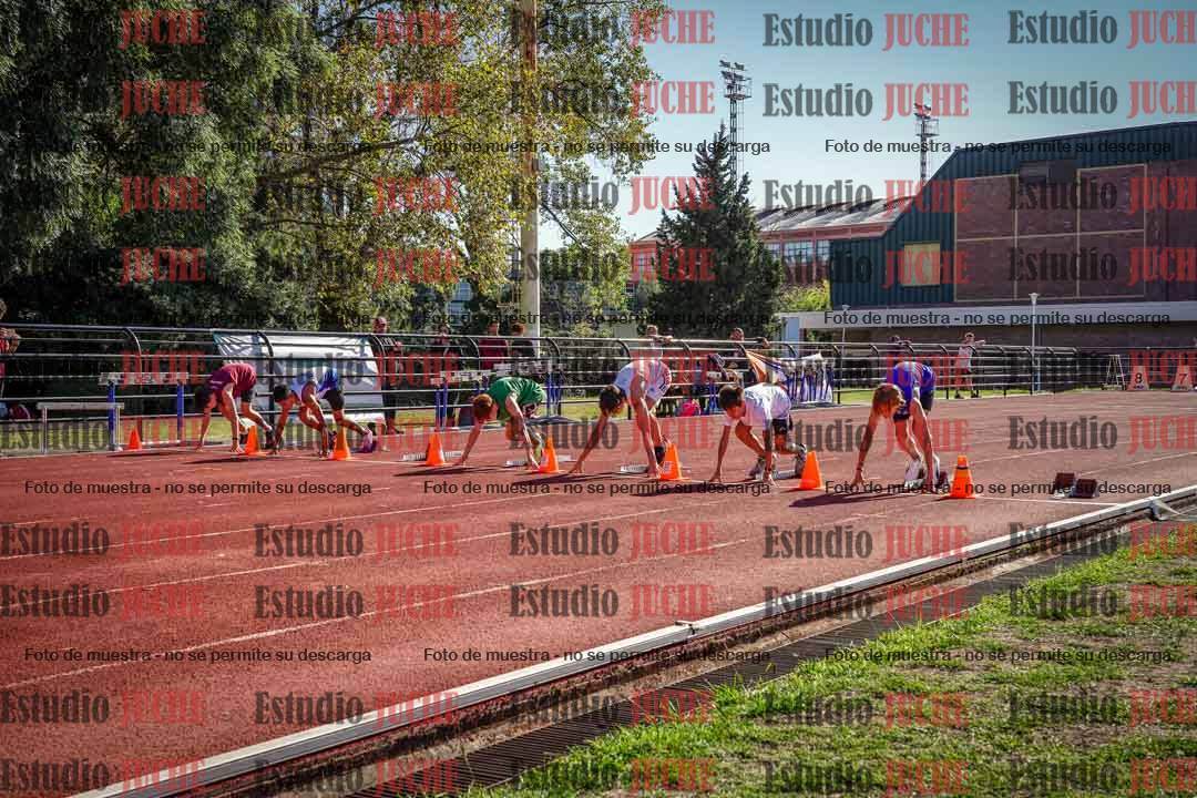 Fotos de los 80 m llanos de varones