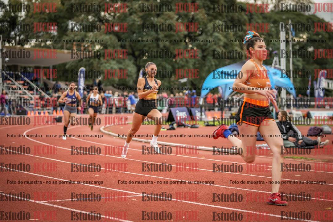 Fotos de los 400 m con vallas de mujeres