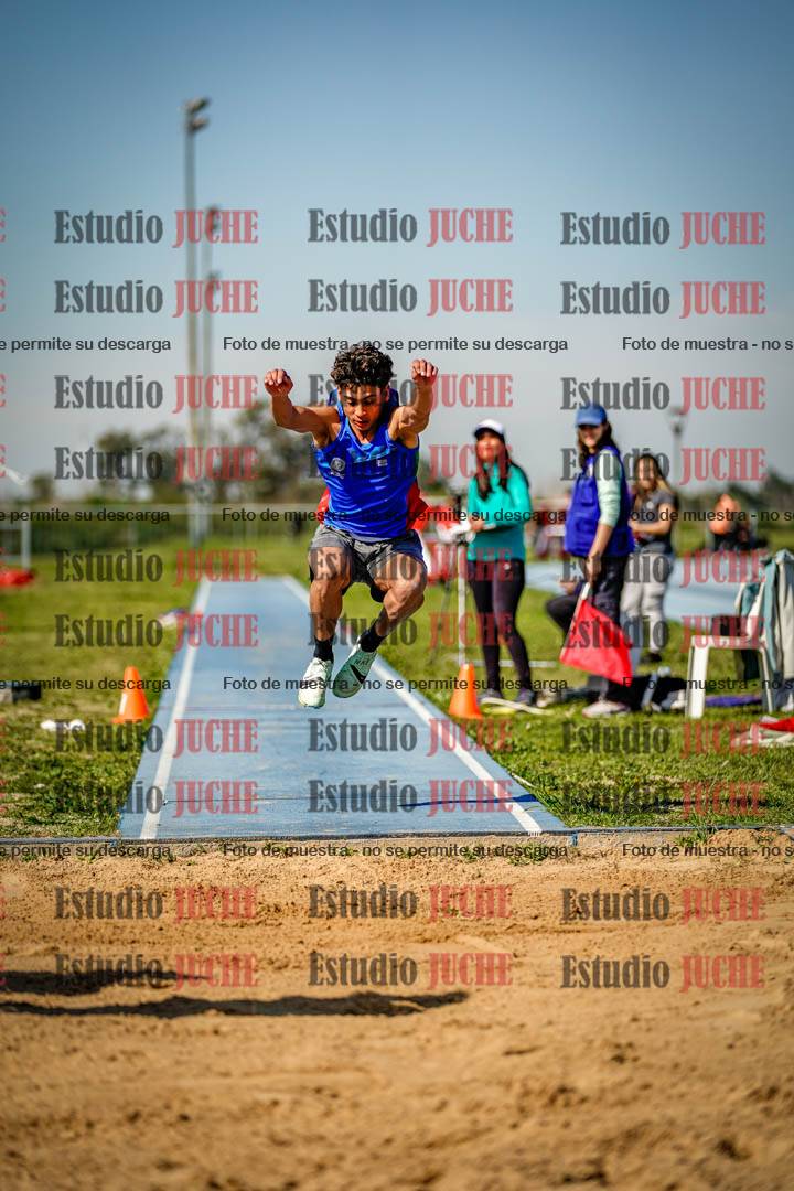 Fotos del salto triple de varones