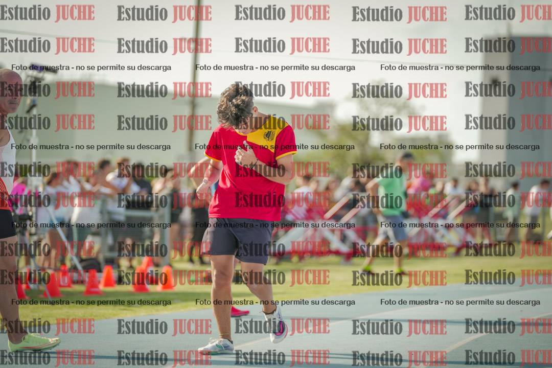 Fotos de los 400 m llanos de varones