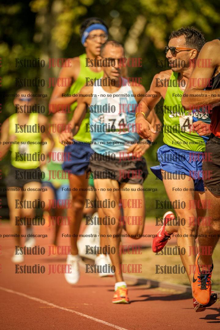Fotos de los 3000 m llanos de varones