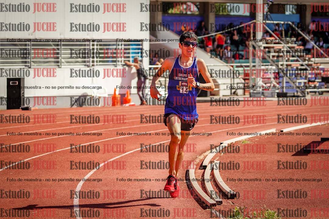 Fotos de los 2400 m de varones