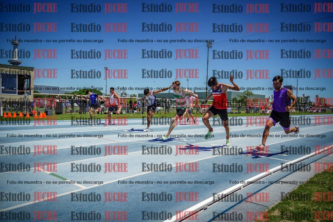 Fotos de los 100 m llanos de varones