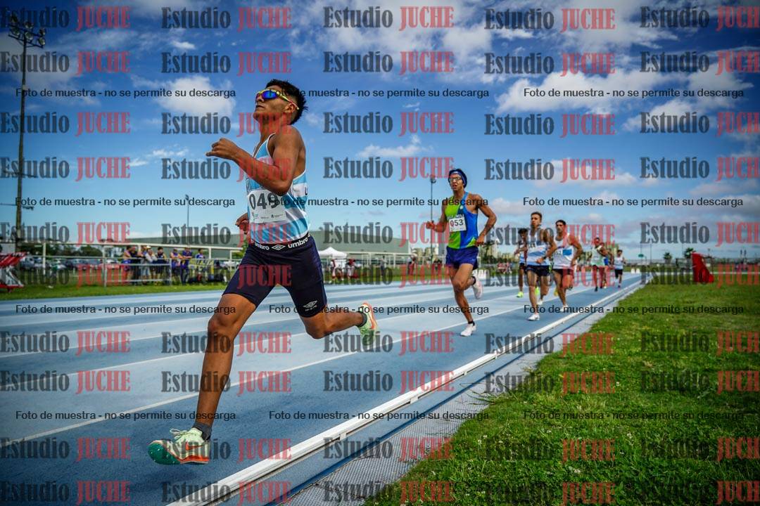 Fotos de los 1000 m llanos de varones