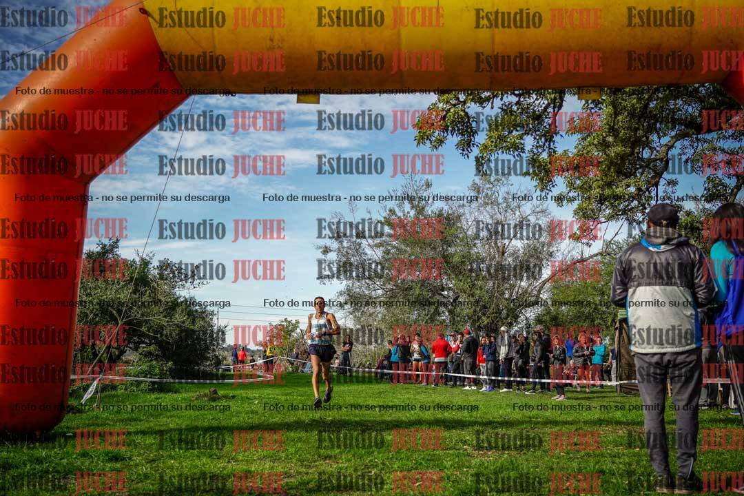 Fotos de la llegada del cross de 4000 m - varones