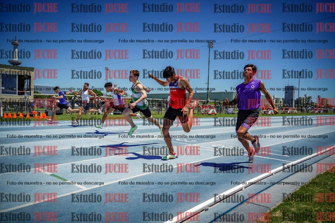 Fotos de los 100 m llanos de varones