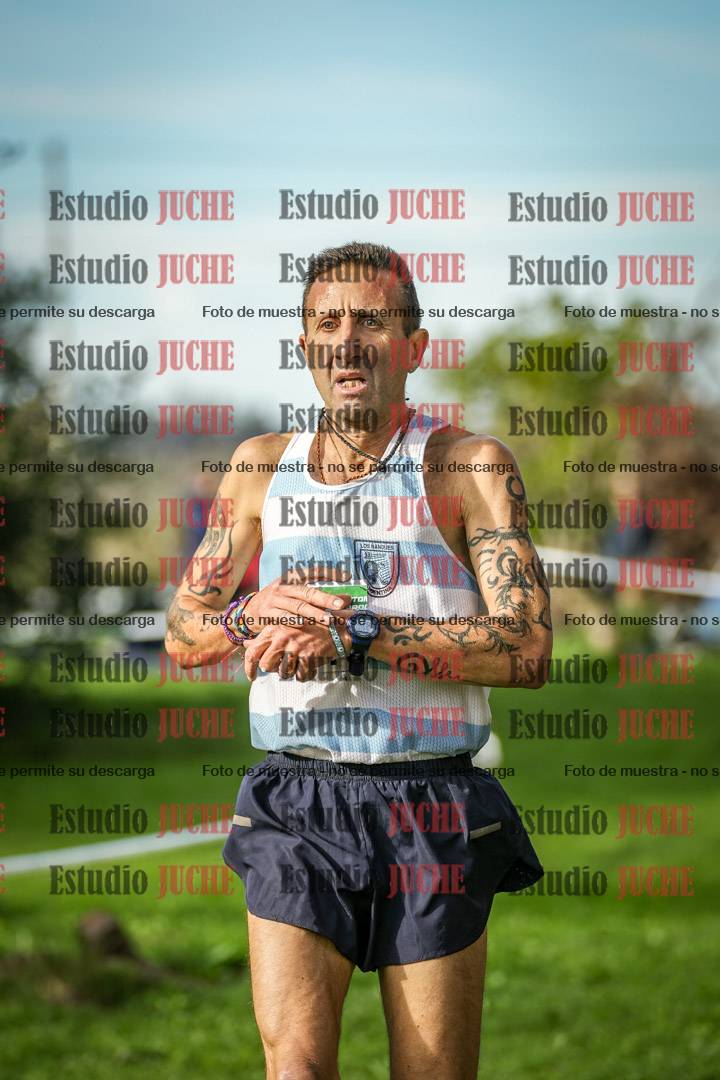 Fotos de la llegada del cross de 4000 m - varones
