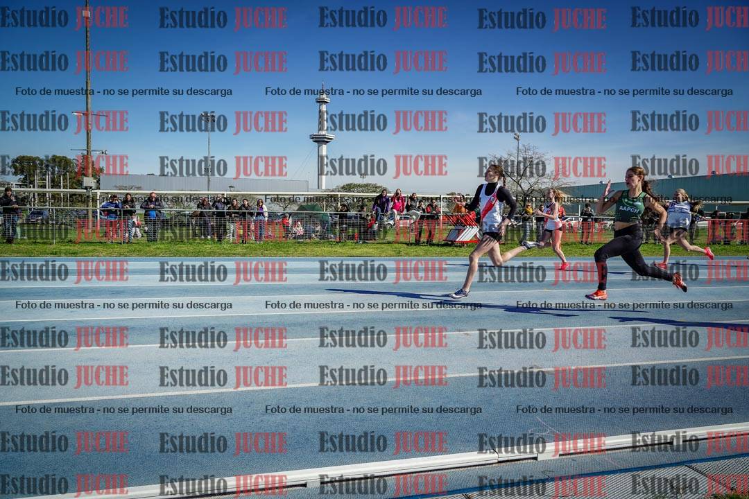 Fotos de los 100 m llanos de mujeres - U17