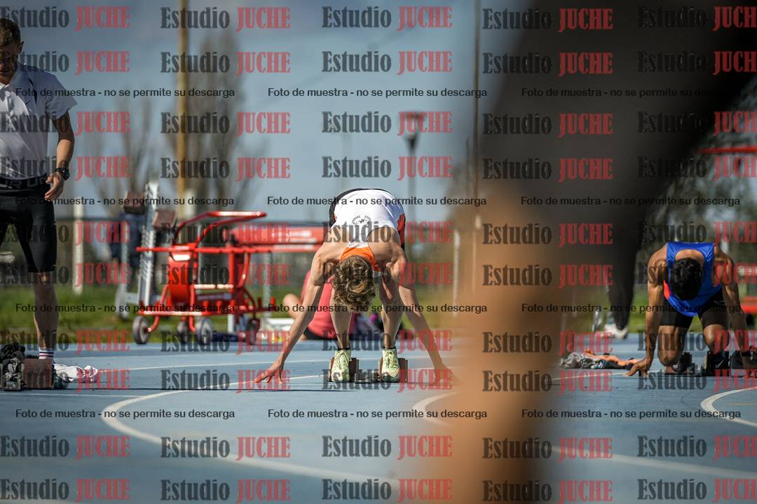Fotos de los 200 m llanos de varones