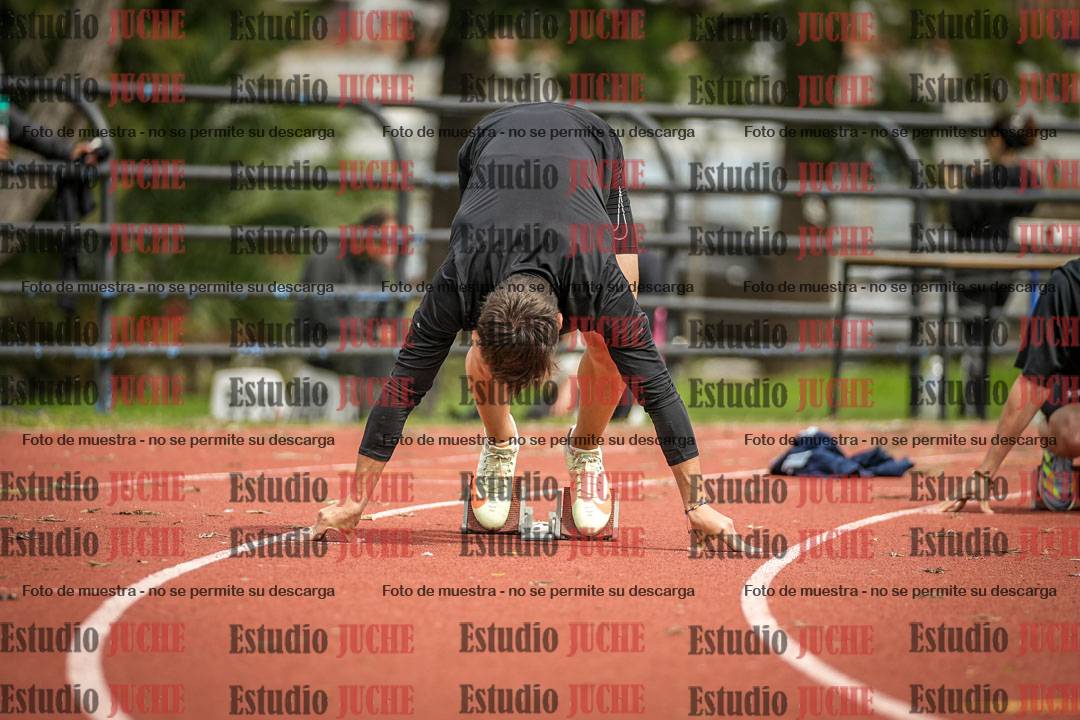 Fotos de los 200 m llanos de varones
