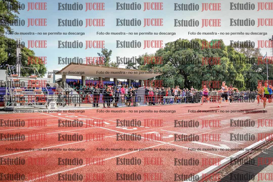 Fotos de los 100 m llanos de varones
