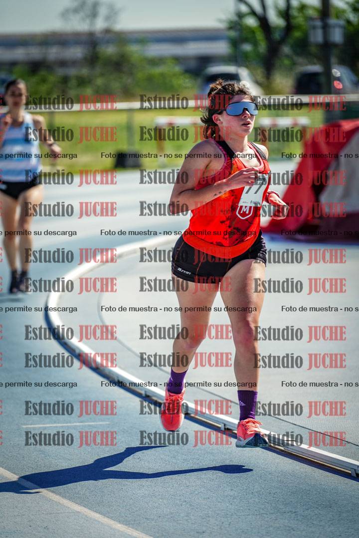 Fotos de los 5000 m de mujeres y varones - serie 2