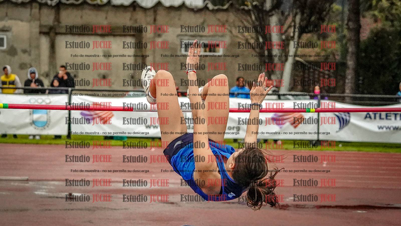 Fotos del salto en alto de mujeres - heptatlón 2