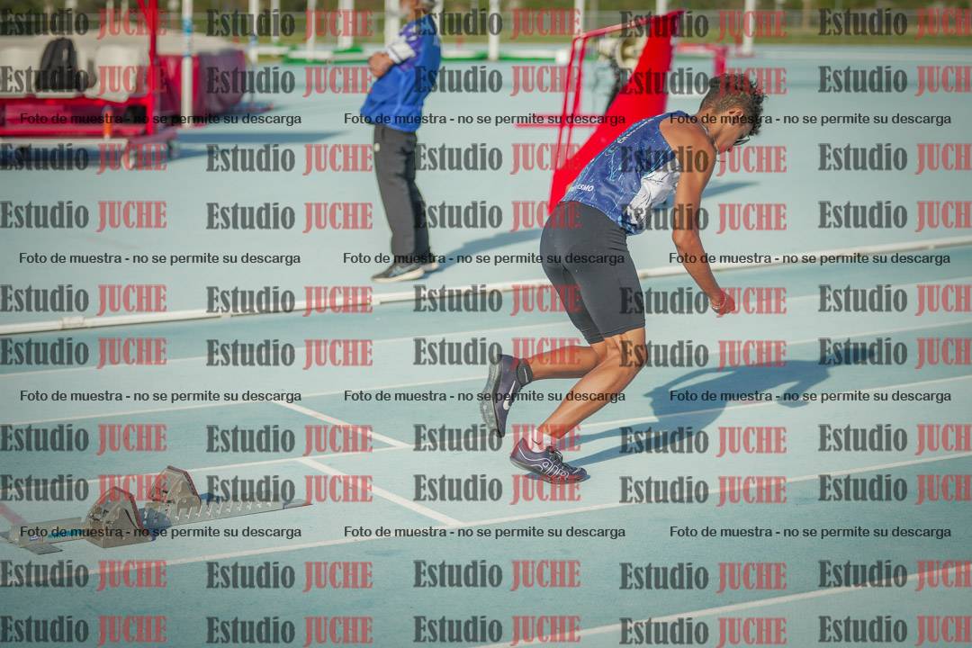Fotos de los 400 m llanos de varones