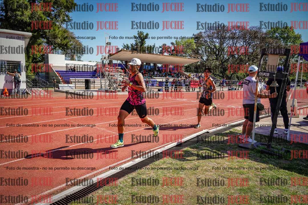 Fotos de los 2400 m de varones