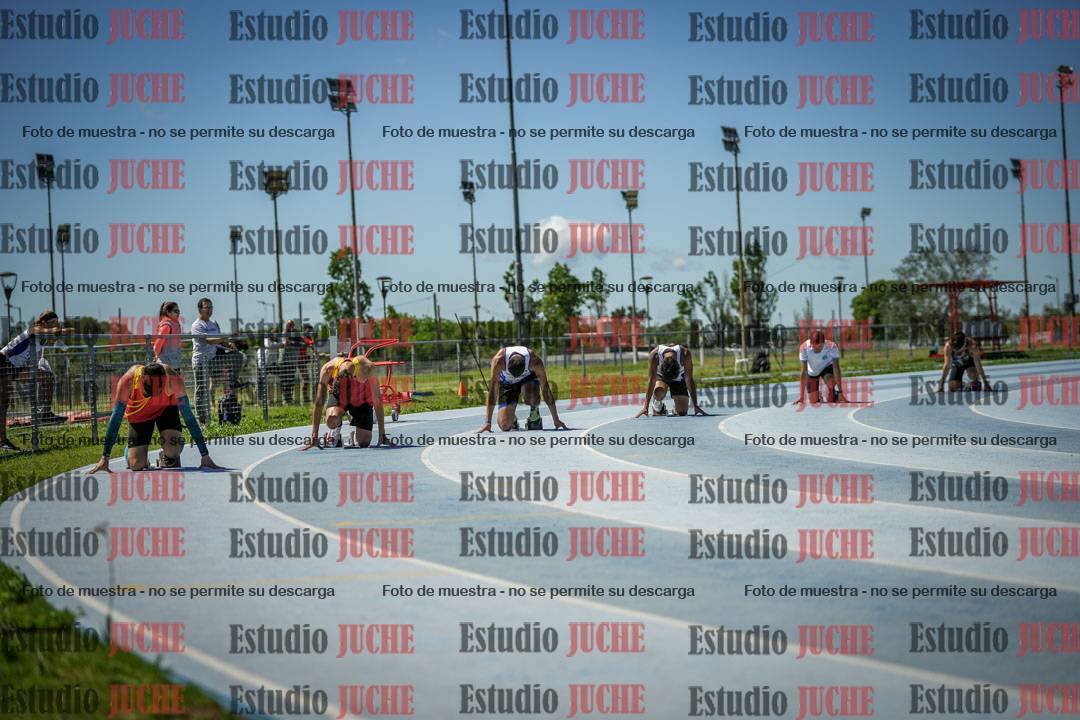 Fotos de los 200 m llanos de varones
