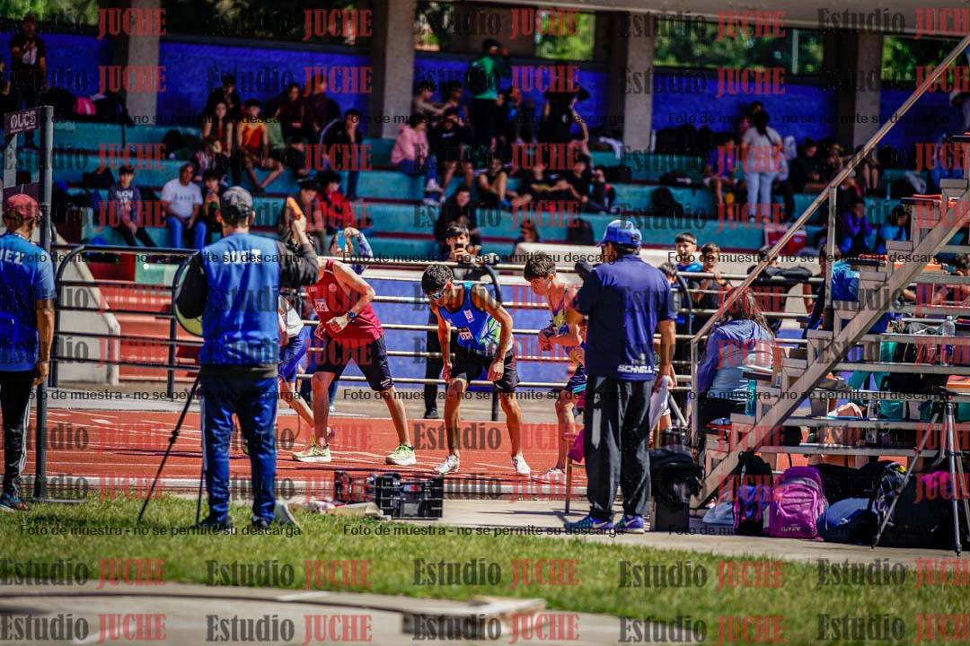 Fotos de los 2400 m llanos de varones