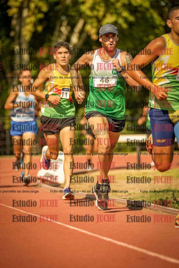 Fotos de los 3000 m llanos de varones