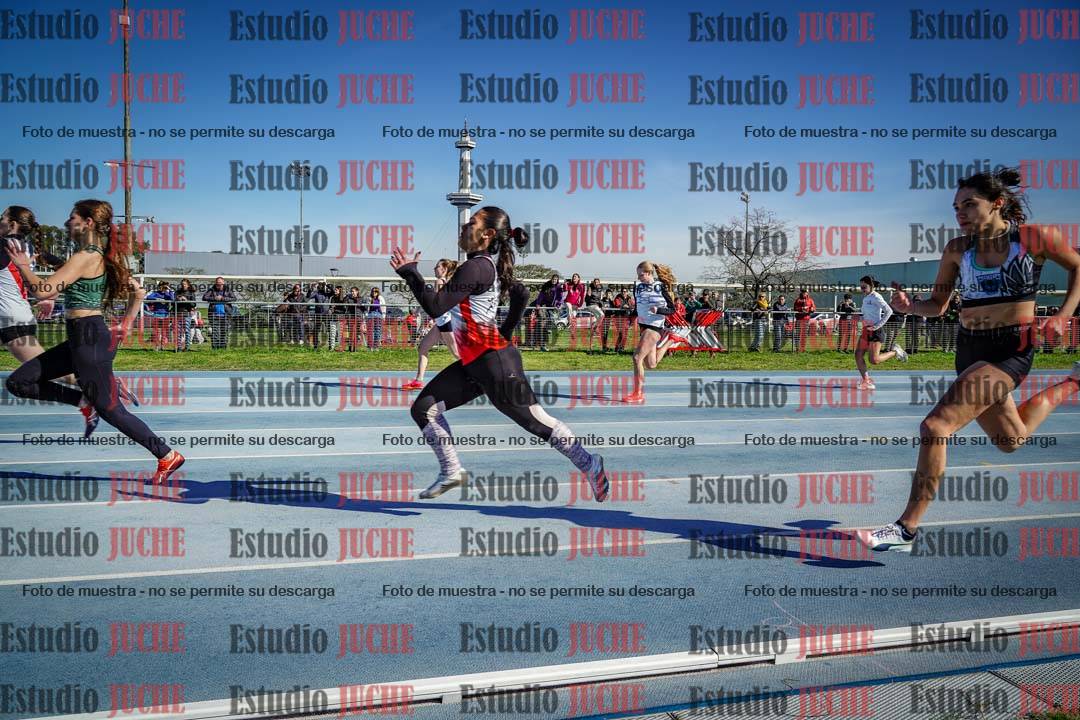 Fotos de los 100 m llanos de mujeres - U17