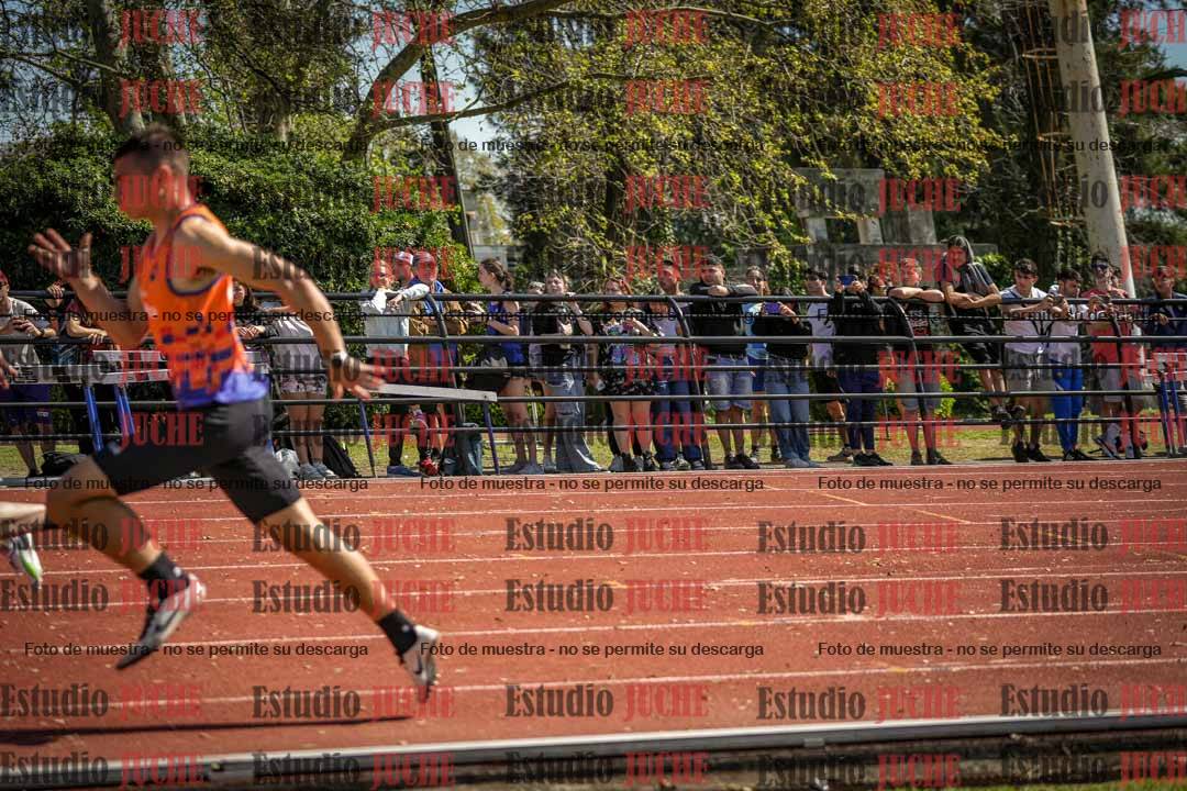 Fotos de los 100 m llanos de varones