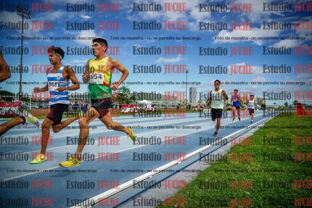 Fotos de los 1000 m llanos de varones