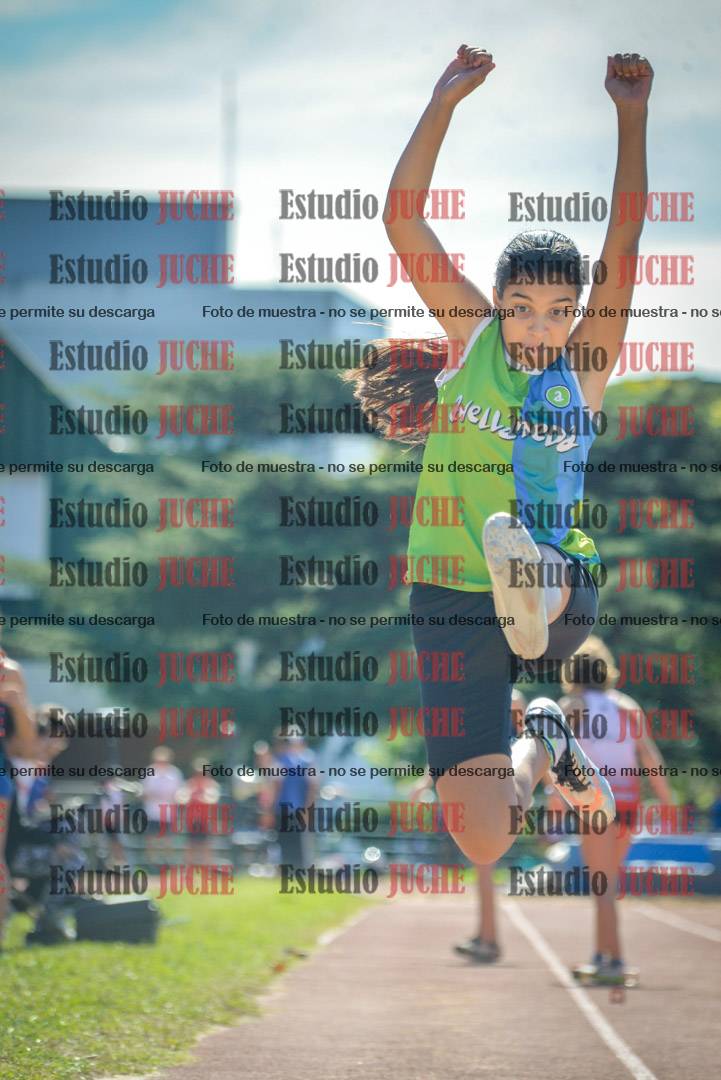 Fotos del salto en largo de mujeres - U16