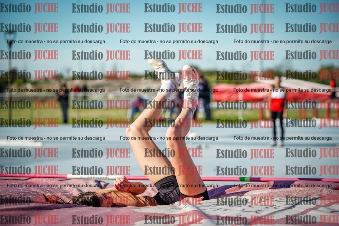 Fotos del salto en alto de mujeres