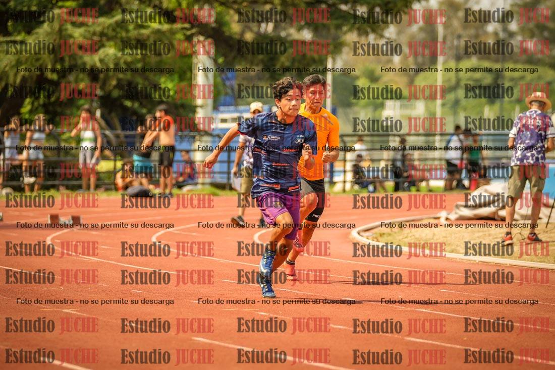 Fotos de los 100 m llanos de varones