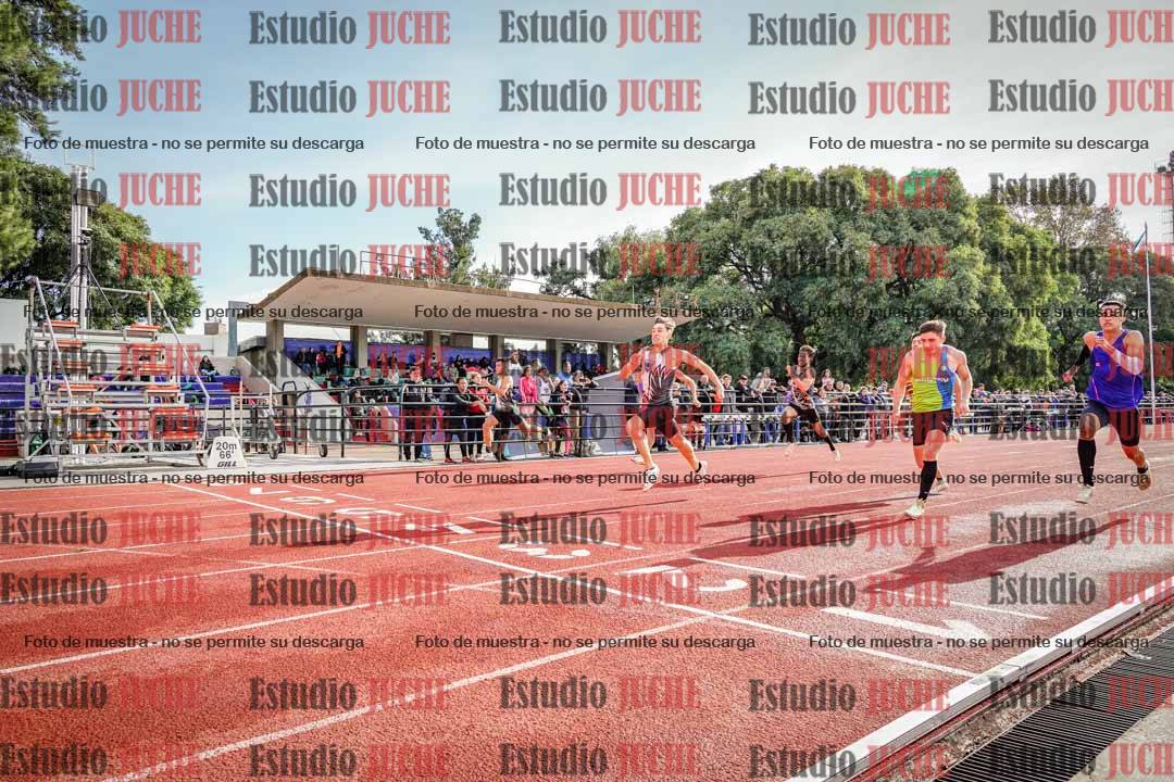 Fotos de los 100 m llanos de varones