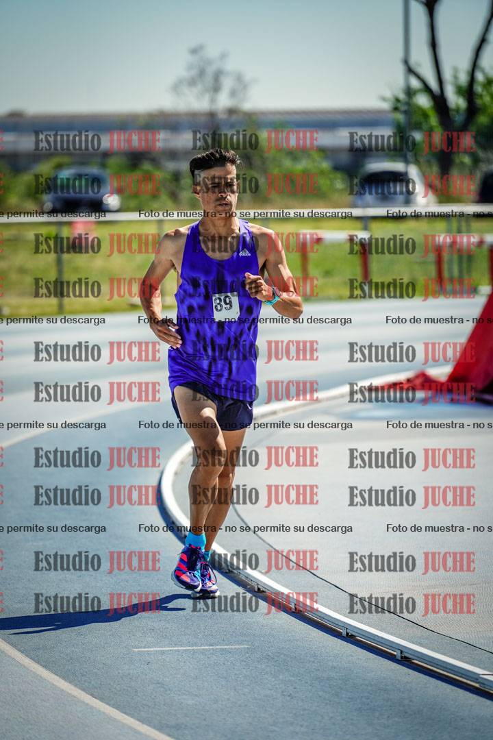 Fotos de los 5000 m de mujeres y varones - serie 2