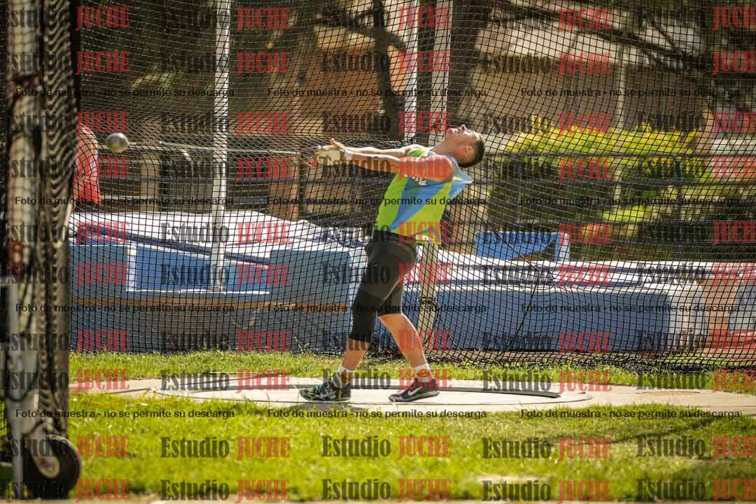 Fotos del lanzamiento de martillo de varones
