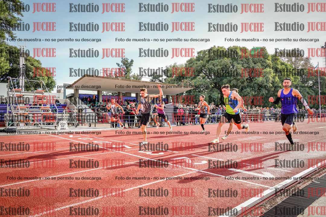 Fotos de los 100 m llanos de varones