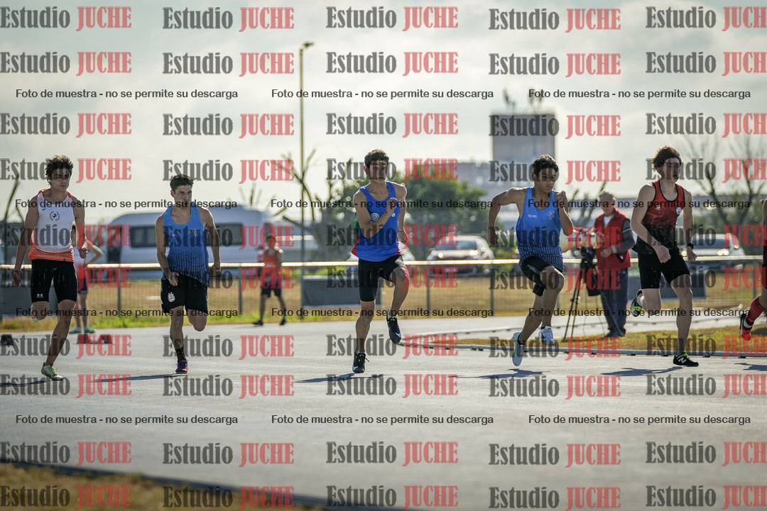 Fotos de los 100 m llanos de varones