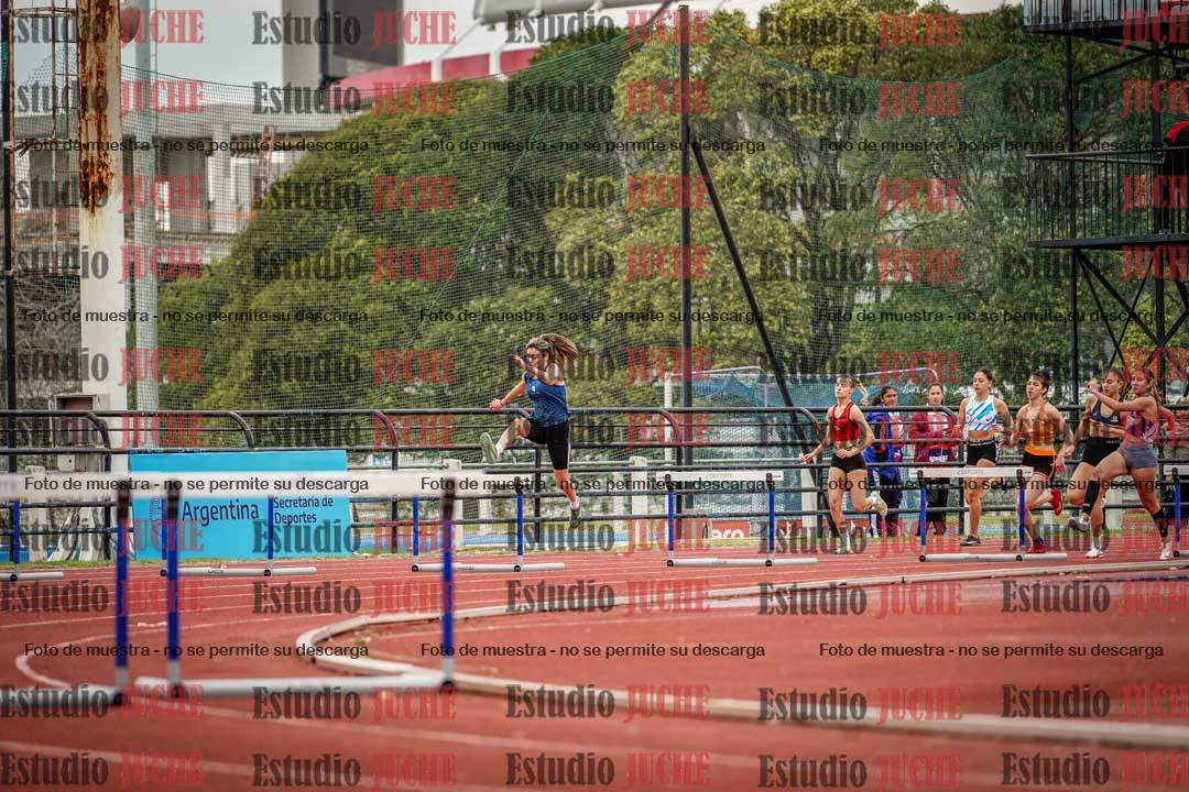 Fotos de los 400 m con vallas de mujeres