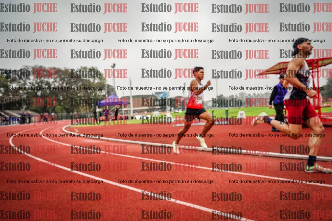Fotos de los 800 m llanos de varones