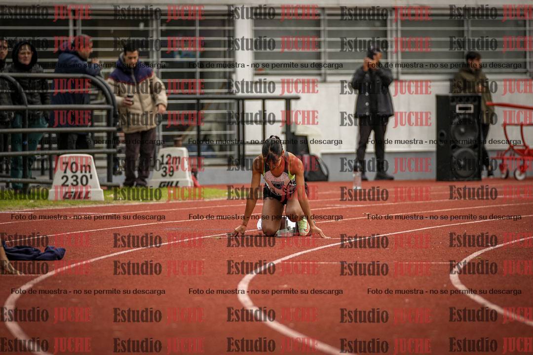 Fotos de los 400 m con vallas de mujeres