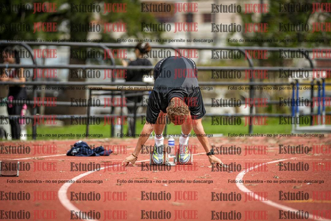 Fotos de los 200 m llanos de varones