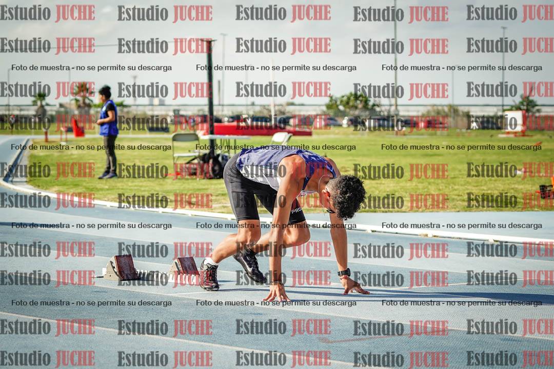 Fotos de los 400 m llanos de varones