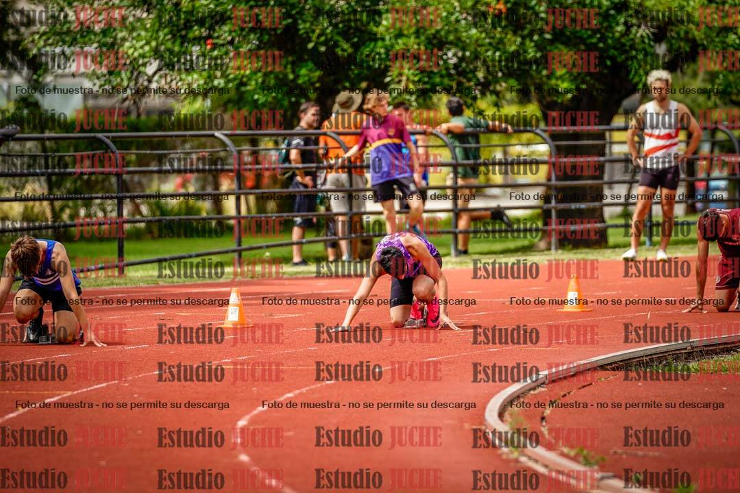 Fotos de los 200 m llanos de varones