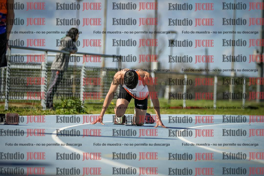 Fotos de los 200 m llanos de varones
